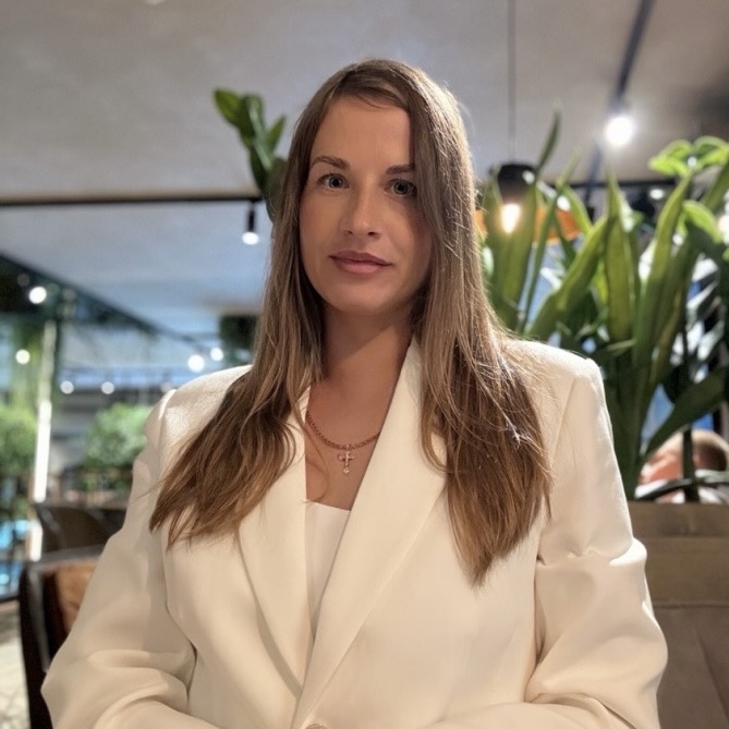 Слесаренко Раиса